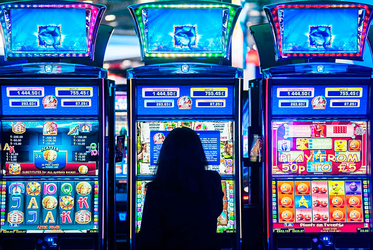 Pin en Juegos de tragamonedas y slots