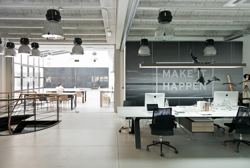 Diseño-de-oficinas en espacios de trabajo