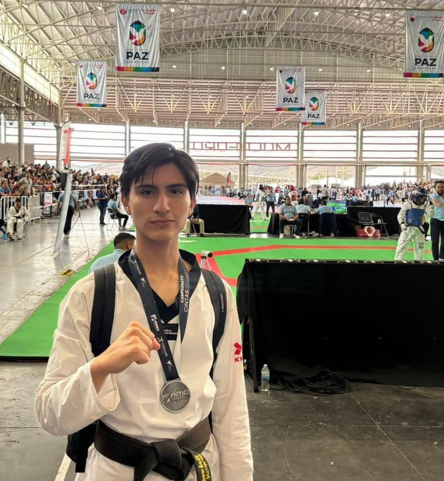 Jesús Emmanuel sub-campeón nacional de taekwondo-1