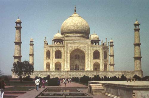 4.-Taj-Mahal-India