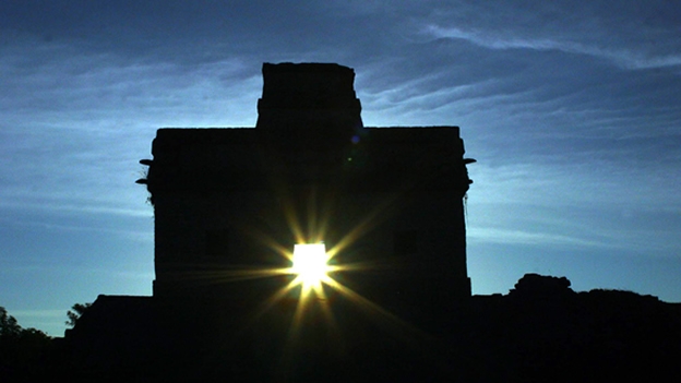 dzibilchaltn-yucatan-piramide-equinoccio-primavera