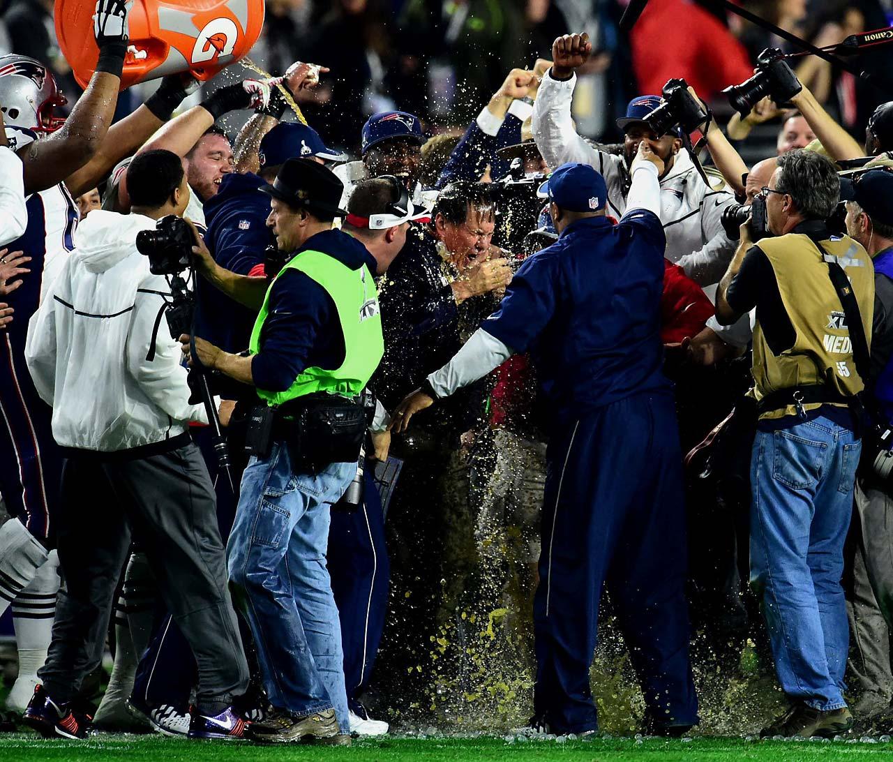 Bill-Belichick-gatorade-bath