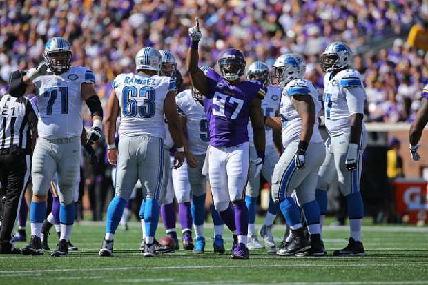 MINNEAPOLIS, MN - SEPTEMBER 20:  Everson Griffen #97 of the Minnesota Vikings celebrates a sack in the third quarter against the Detroit Lions at TCF Bank Stadium on September 20, 2015 in Minneapolis, Minnesota. (Photo by Adam Bettcher/Getty Images) *** LOCAL CAPTION *** Everson Griffen