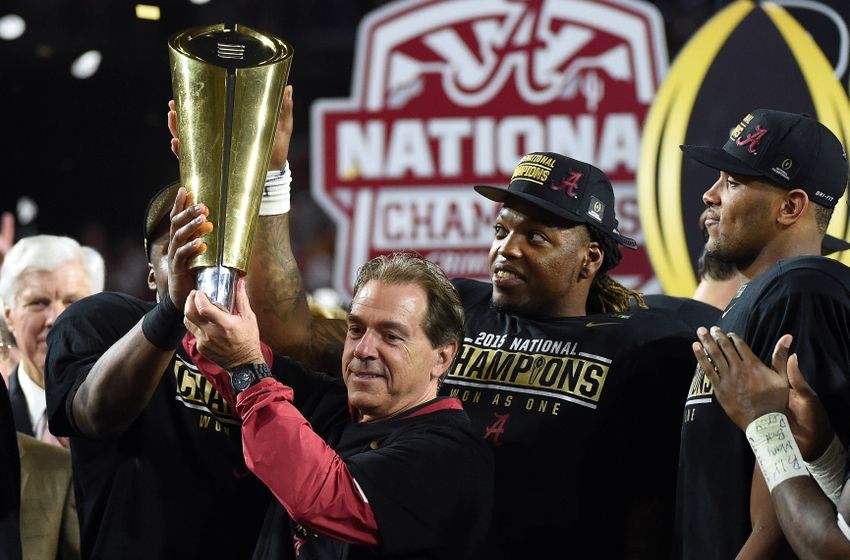 derrick-henry-nick-saban-ncaa-football-cfp-national-championship-alabama-vs-clemson-850x560