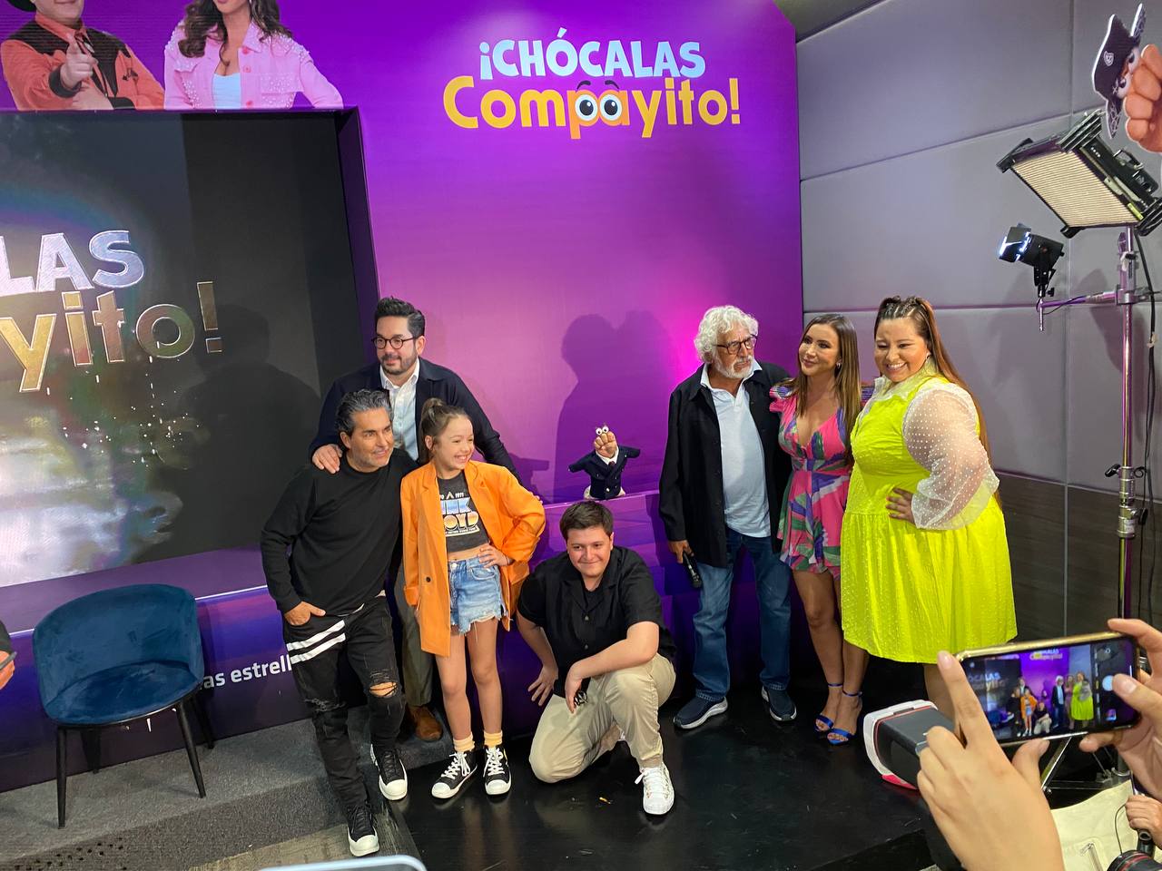 Chócalas Compayito es la nueva apuesta de Televisa Comedia que nos trae un universo que rodea a un personaje entrañable de la Televisión.